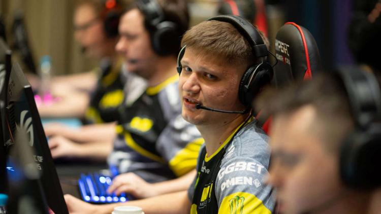 s1 mple, savunma tarafı için 2022'deki büyük turnuvalarda en yüksek dereceye sahip