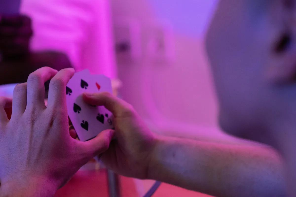 Oyun çağında online casinolar: yüksek skorlar ve ikramiyeler arasında