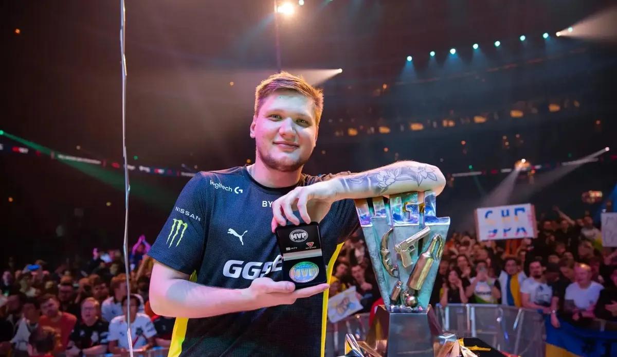 s1mple Dokuz İkonik Yılın Ardından NAVI'den Ayrıldı, BC.Game ile Anlaştı