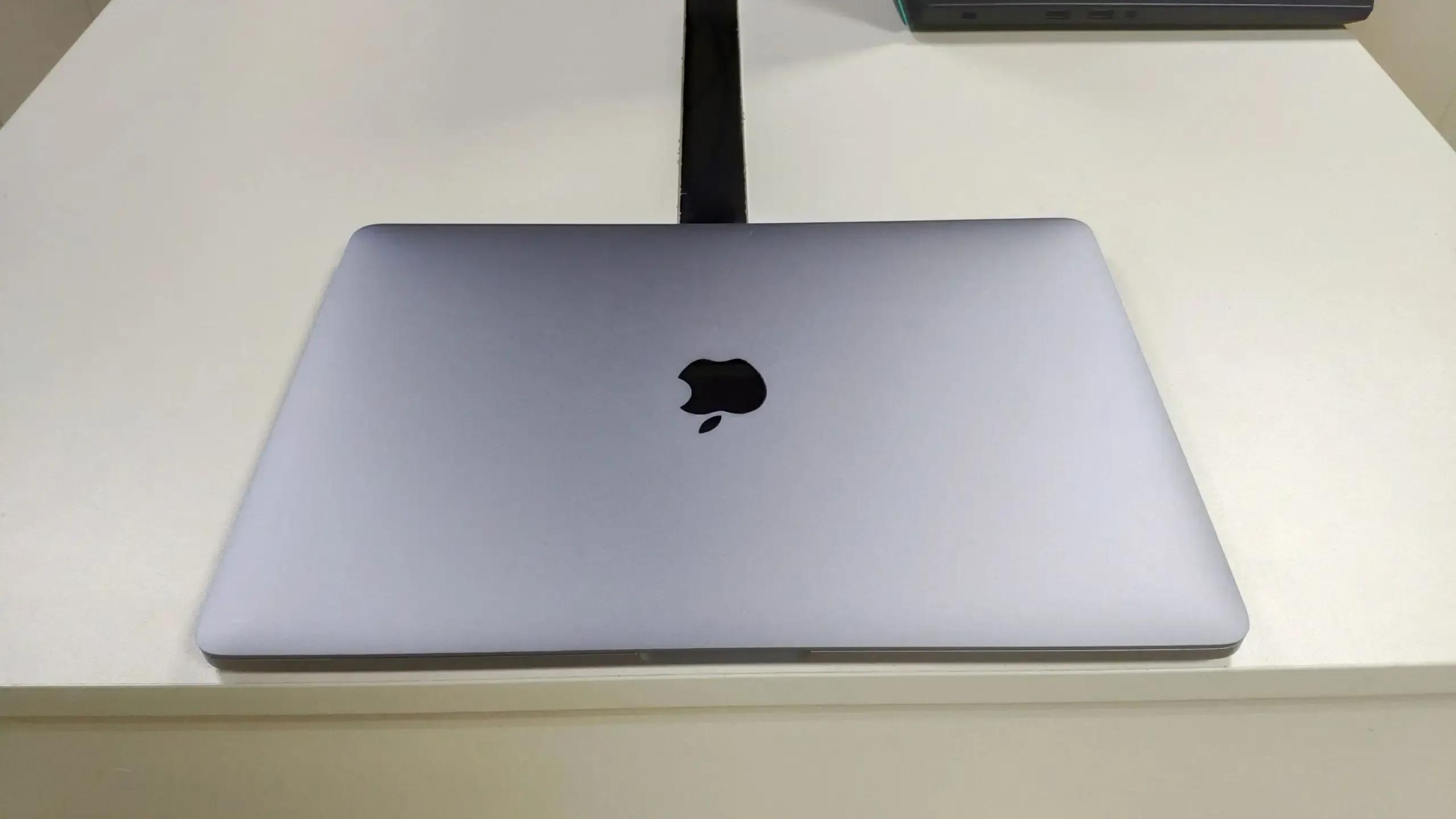 Apple'ın Chromebook'lara Rakip Olacak İlk Ekonomik Mac'ini Geliştirdiği Bildirildi