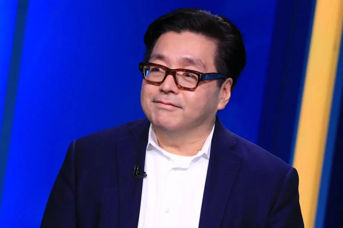 Tom Lee, Ethereum'un 2026'da 20.000 dolara yükseleceğini öngörüyor, ancak bazı uyarı işaretleri de veriyor.