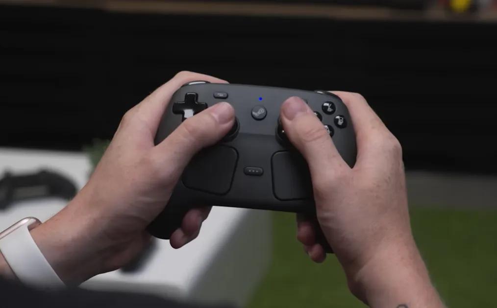 Valve, yeni Steam kontrol cihazının fiyatını 99 dolar olarak belirledi ve 4 Mayıs'ta piyasaya sürülecek.