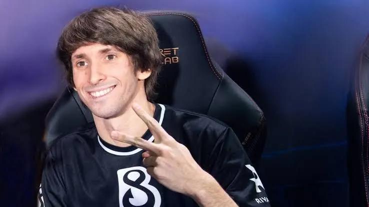Söylenti: Dendi Artık B8 Esports'un Çoğunluk Hissedarı Değil