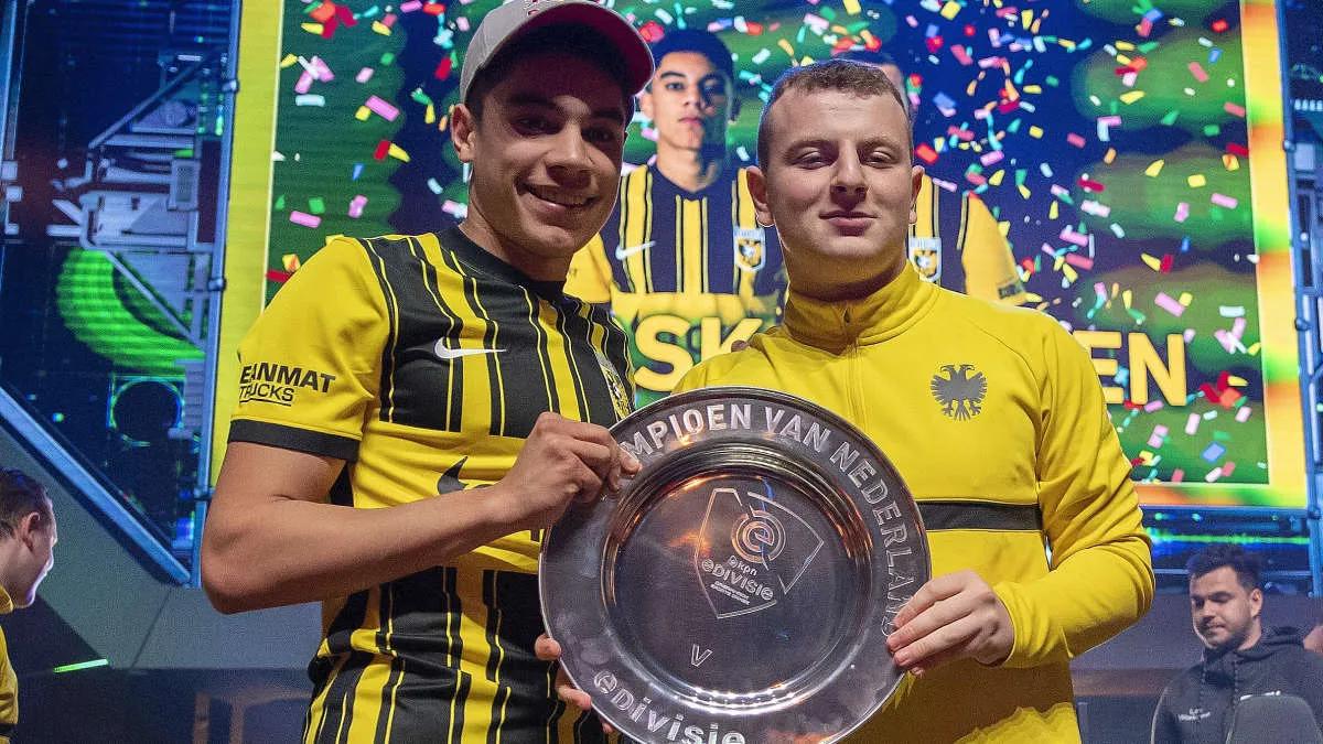 SBV Vitesse kazandı eDivisie 2021-22