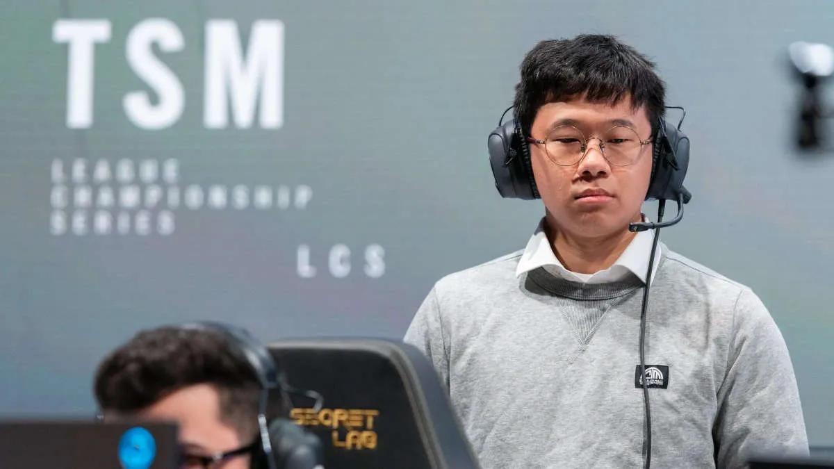 Riot Games eski teknik direktörü TSM hile yaptığı için resmen askıya aldı