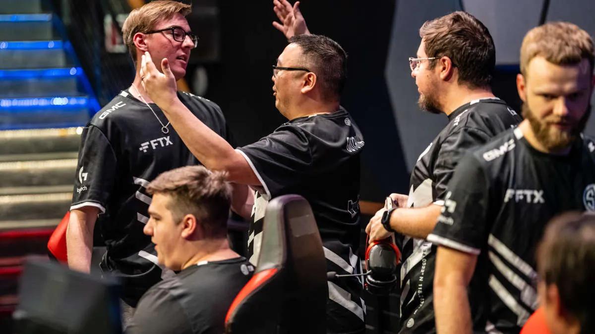 Spacestation Gaming ve TSM, Six J önkö ping Major 2022'nin ilk katılımcıları.