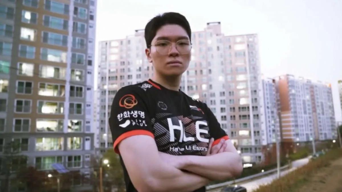 Kingen ve Zeka, Hanwha Life Esports 'e resmen katıldı