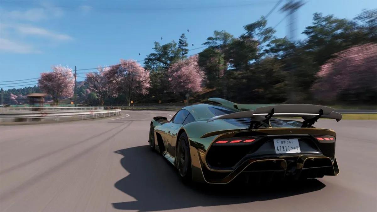 Forza Horizon 6, 300.000 eş zamanlı oyuncu sınırını aşarak bir dönüm noktasına daha ulaştı.