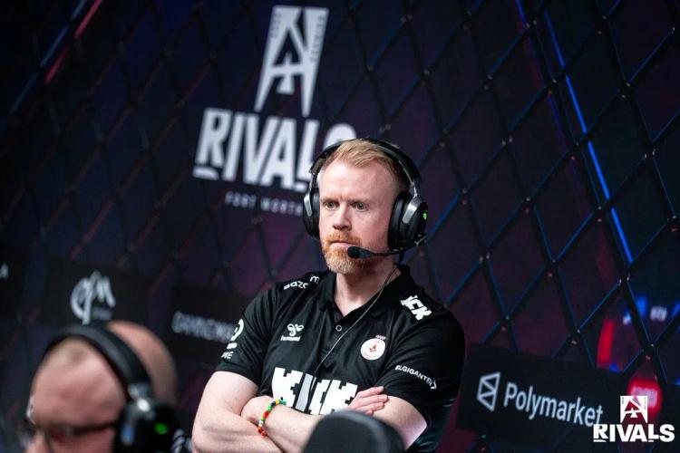 Ruggah, antrenörlükten emekli oldu ve on yıl süren Counter-Strike kariyerine son verdi