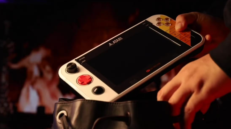 Atari Gamestation Go Launches October 24 With 200+ Games 1
